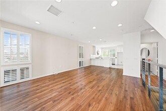 1533 Sullivan Ave in Costa Mesa, CA - Building Photo - Building Photo