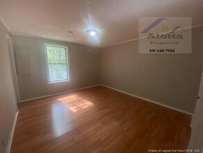 618 Dashland Dr in Fayetteville, NC - Building Photo - Building Photo