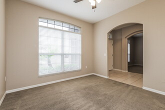 2779 Berkford Cir in Lakeland, FL - Building Photo - Building Photo