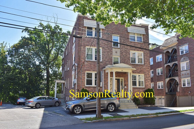 90 Taft Ave, Unit 6 in Providence, RI - Building Photo - Building Photo