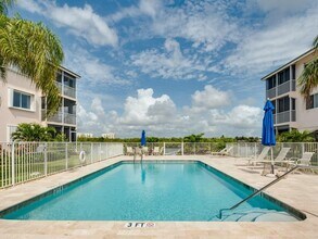 6530 N Ocean Blvd-Unit -203 in Ocean Ridge, FL - Building Photo - Building Photo