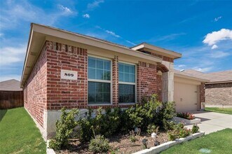 809 Costlow Ln in Fate, TX - Building Photo - Building Photo