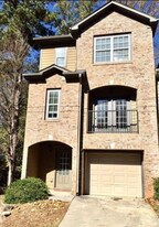 2912 ashlyn point, Unit Whole House in Doraville, GA - Building Photo