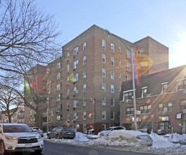 14330 Sanford Ave in Flushing, NY - Building Photo - Building Photo