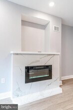 2215 Cross St in Philadelphia, PA - Building Photo - Building Photo