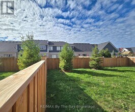 3 Cristiano Ave in Wasaga Beach, ON - Building Photo - Building Photo
