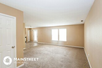 113 Winterwood Dr in Greenwood, IN - Building Photo - Building Photo