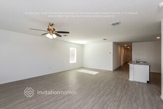 2702 Spring Time Dr in Ennis, TX - Foto de edificio - Building Photo