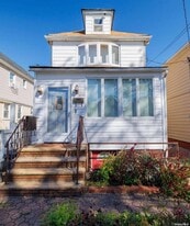 90-37 186th St in Queens, NY - Building Photo