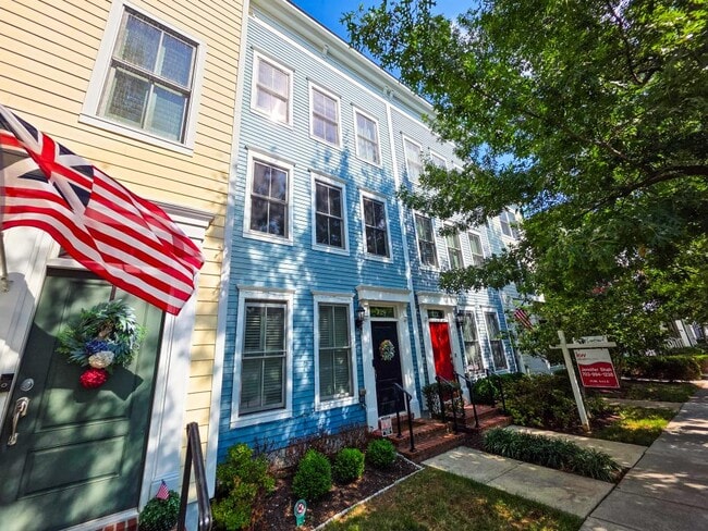 property at 729 N Alfred St