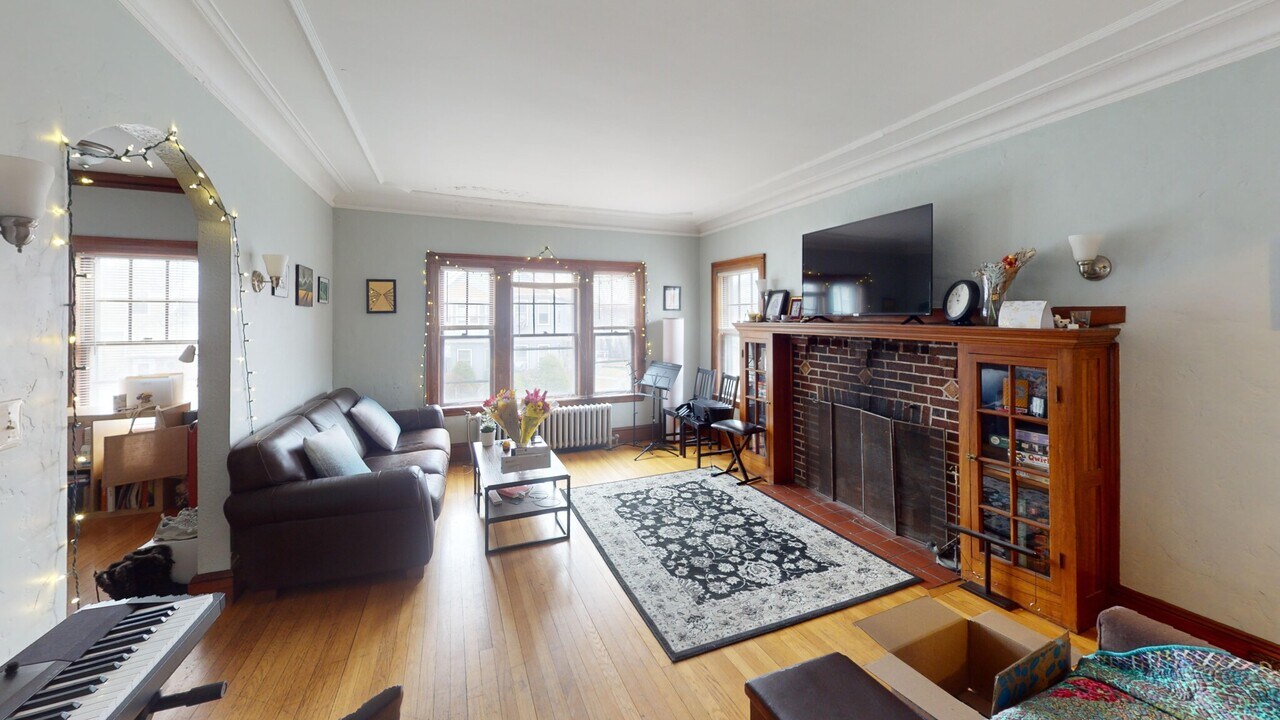 70 Nottinghill Rd, Unit 9 in Boston, MA - Foto de edificio