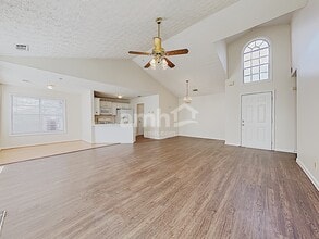 740 Chatham Park Dr in Lawrenceville, GA - Building Photo - Building Photo