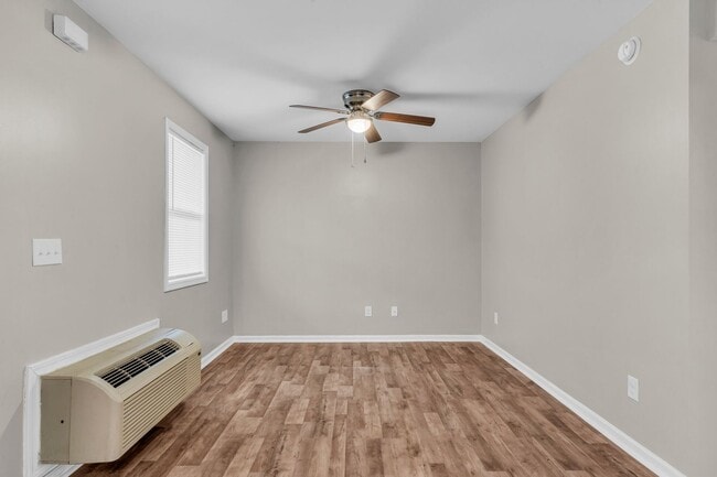 2125 Aberdeen Ave in North Charleston, SC - Building Photo - Building Photo