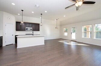 221 Belford St in Georgetown, TX - Building Photo - Building Photo