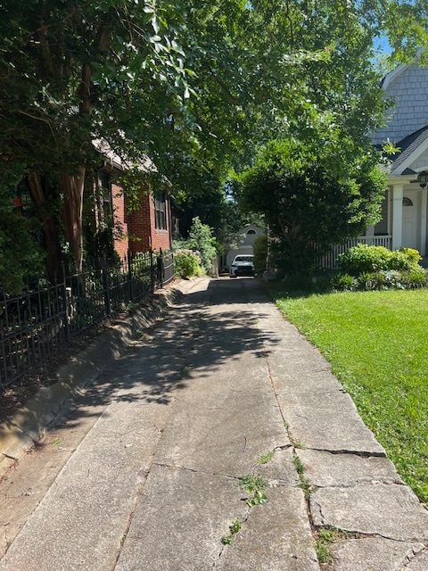 103 W Earle St in Greenville, SC - Building Photo - Building Photo