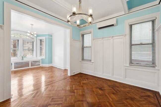 114 Carlton Ave in Jersey City, NJ - Foto de edificio - Building Photo