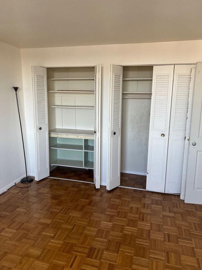 9701 Fields Rd in Gaithersburg, MD - Building Photo - Building Photo