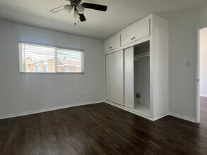 2000 Carnegie Ln, Unit C in Redondo Beach, CA - Building Photo - Building Photo