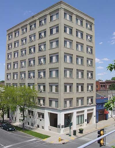 The Downtowner in Bloomington, IL - Foto de edificio