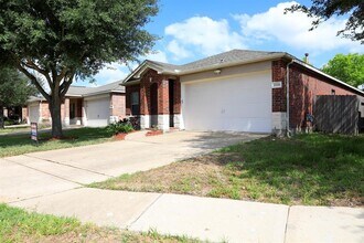 23710 N Newport Bend in Katy, TX - Building Photo - Building Photo
