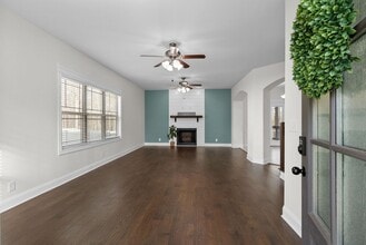 1327 Morning Star Dr in Clarksville, TN - Building Photo - Building Photo