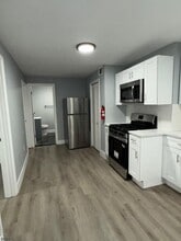 23 1/2 Dr Martin Luther King Jr Blvd in Newark, NJ - Building Photo - Building Photo