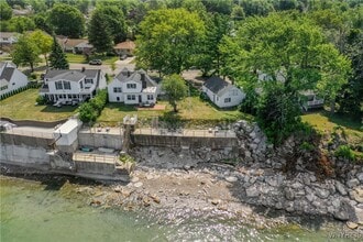 4922 Clifton Pkwy in Hamburg, NY - Building Photo - Building Photo