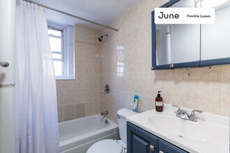 400 W 20th St in New York, NY - Building Photo - Building Photo