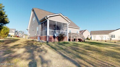918 Morganser Dr in Swansboro, NC - Building Photo - Building Photo