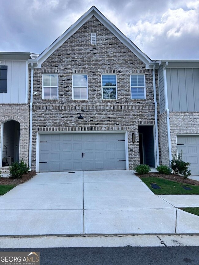 4030 Denton Dr