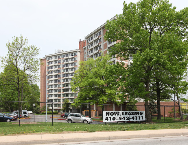 Weinberg Place in Baltimore, MD - Building Photo - Building Photo