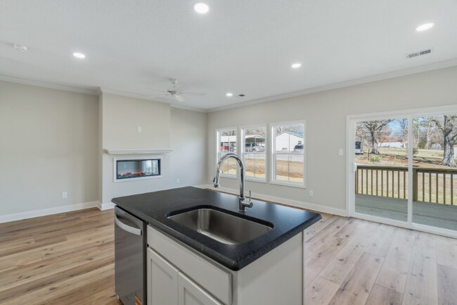 6626 Johnbo Way in Knoxville, TN - Foto de edificio - Building Photo