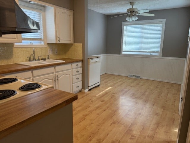 7555 Charles St in Omaha, NE - Building Photo - Building Photo