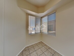 10466 S Drifter Ranch Pl in Vail, AZ - Foto de edificio - Building Photo