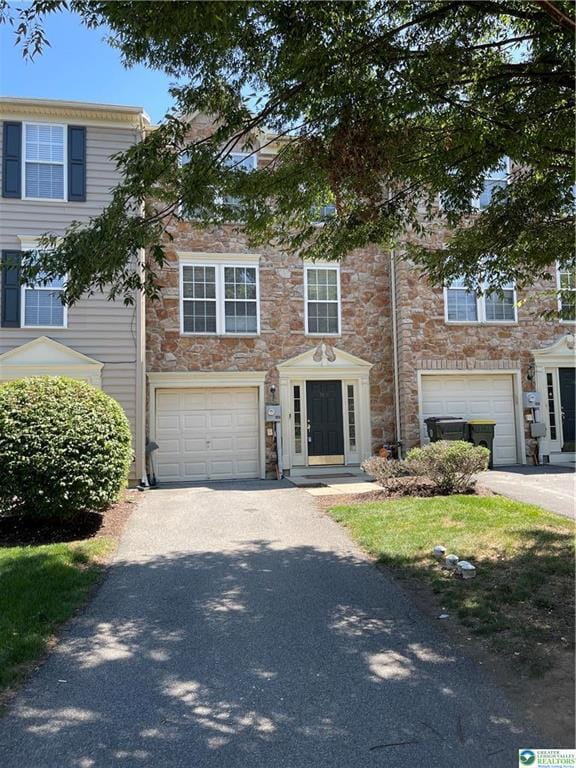 property at 7836 Red Hawk Ct