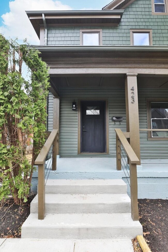 423 Stoddart Ave in Columbus, OH - Foto de edificio - Building Photo