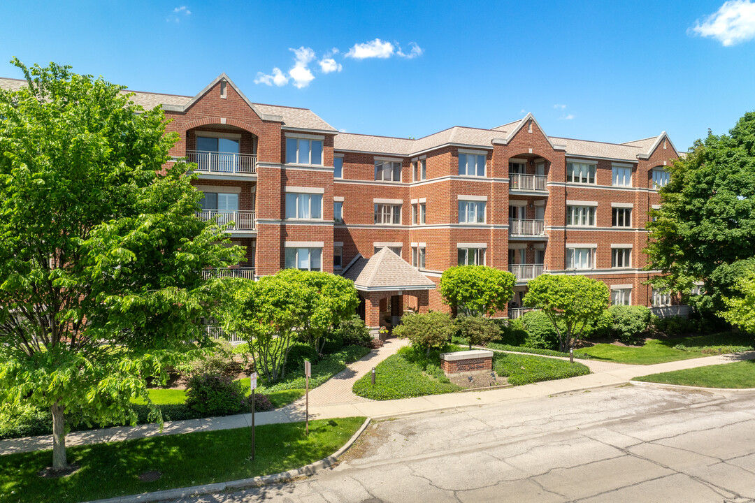 Sheridan Square in Highland Park, IL - Foto de edificio