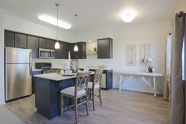 Main Street Village Apartments in Washougal, WA - Building Photo - Interior Photo