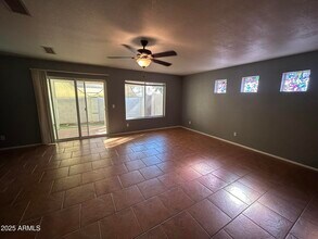 16021 N 30th St in Phoenix, AZ - Building Photo - Building Photo