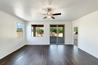 7417 S 12th Ave in Phoenix, AZ - Building Photo - Building Photo