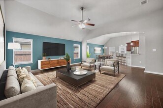 1909 Goldilocks Ln in Manchaca, TX - Building Photo - Building Photo