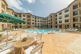Alta Crossing Apartments And Nearby Houston For Rent 33photos