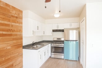 Ava Dearborn Heights in Dearborn Heights, MI - Building Photo - Building Photo