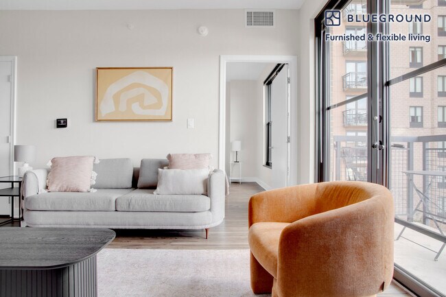 443 New York Ave NW-Unit -FL5-ID451 in Washington, DC - Building Photo - Building Photo