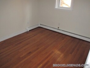 312 Tappan St in Brookline, MA - Building Photo - Building Photo