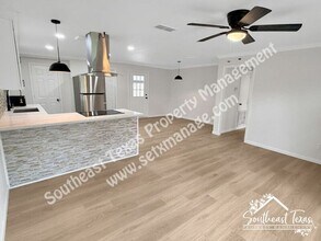 5260 Landry Ln in Beaumont, TX - Building Photo - Building Photo