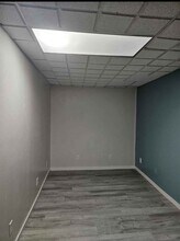 1200 N Sheridan Rd, Unit 2 in Peoria, IL - Building Photo - Building Photo