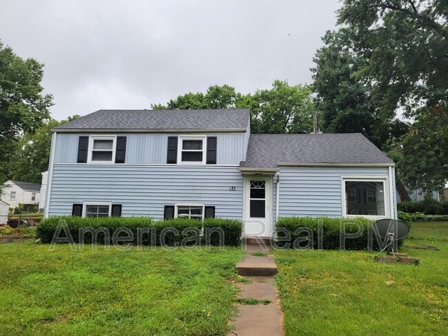 property at 613 NE 45th St