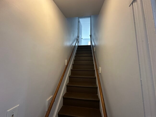 7 Hill St in Ansonia, CT - Building Photo - Building Photo