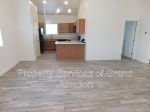 2360 Canyon Ct in Grand Junction, CO - Building Photo - Building Photo